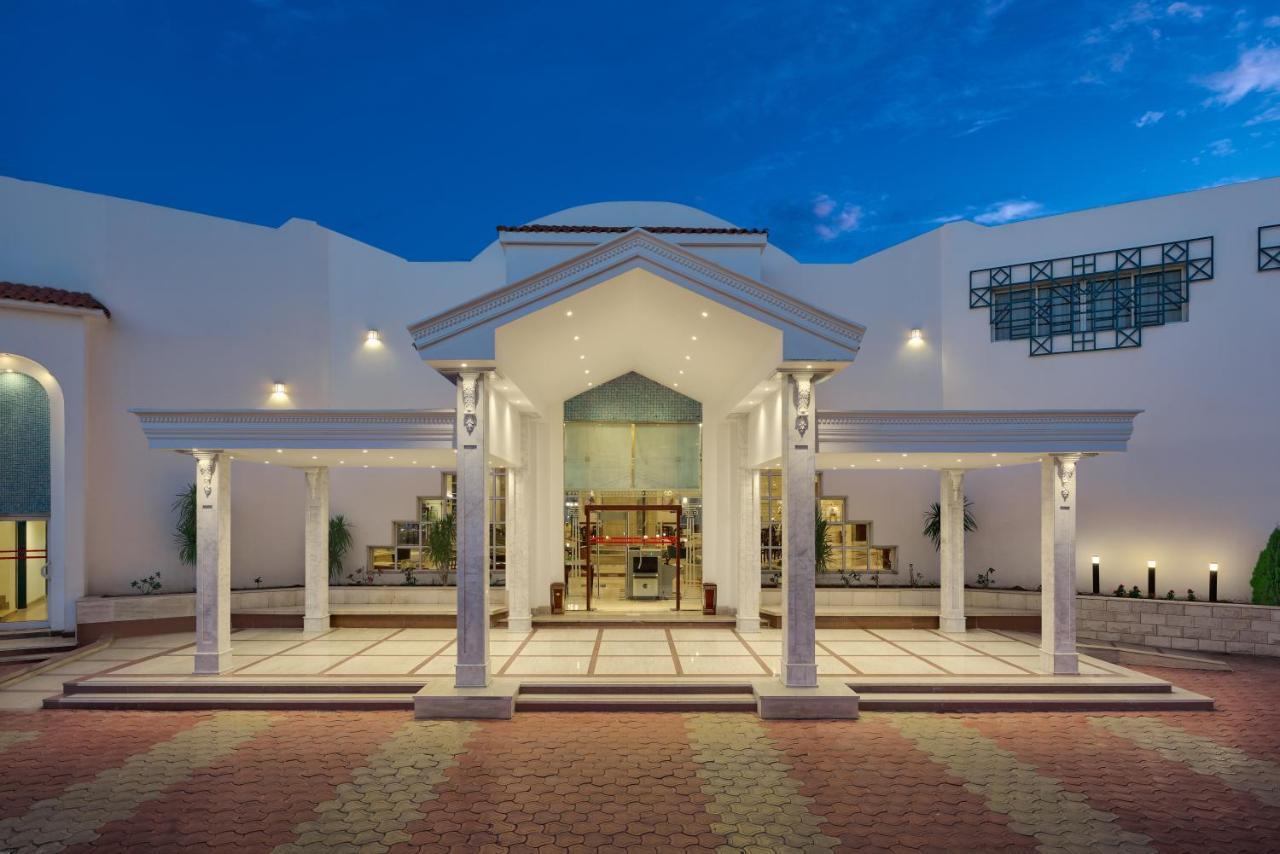 Dreams Beach Resort - Sharm El Sheikh Kültér fotó The entrance of the hotel