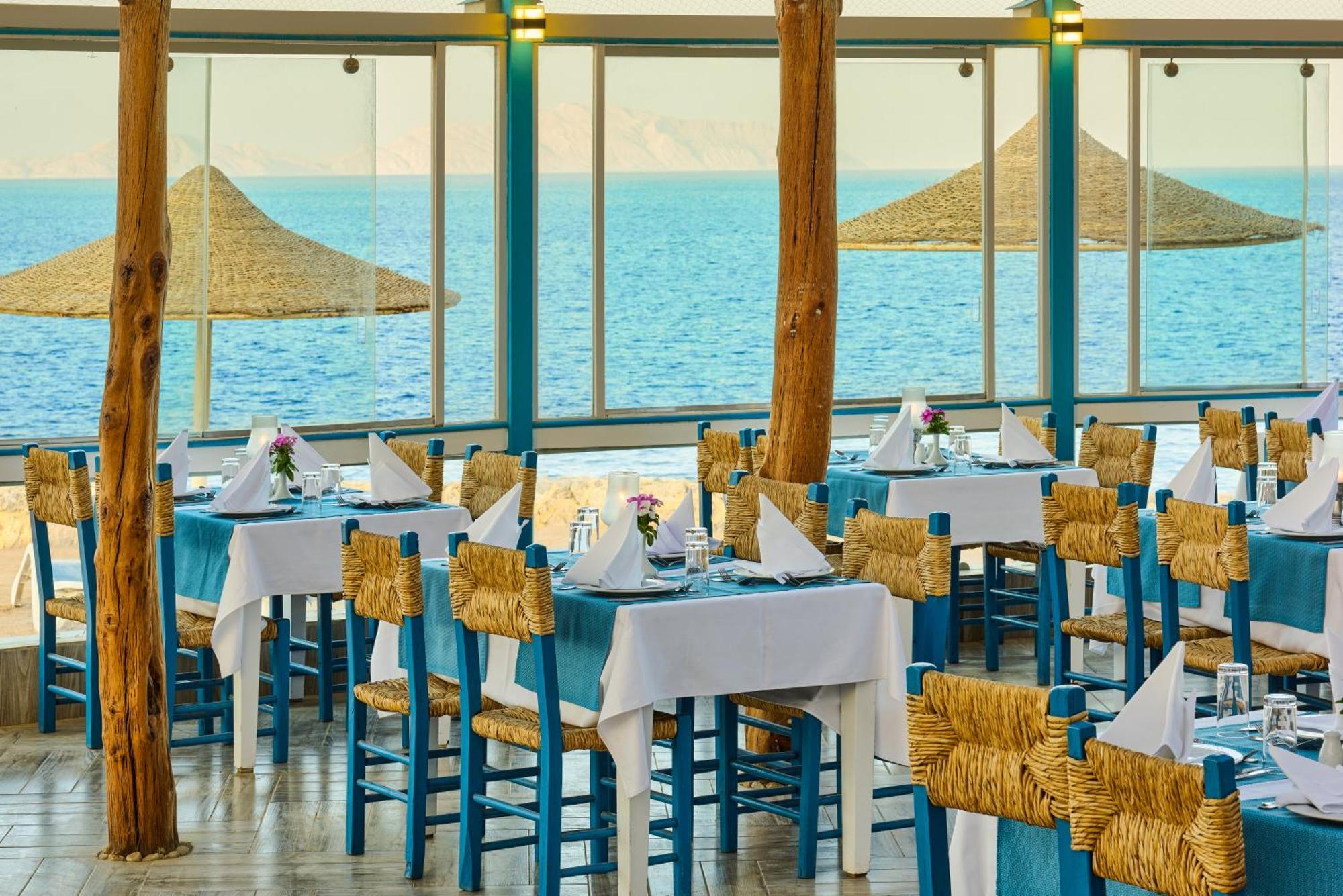 Dreams Beach Resort - Sharm El Sheikh Kültér fotó Restaurant at the hotel